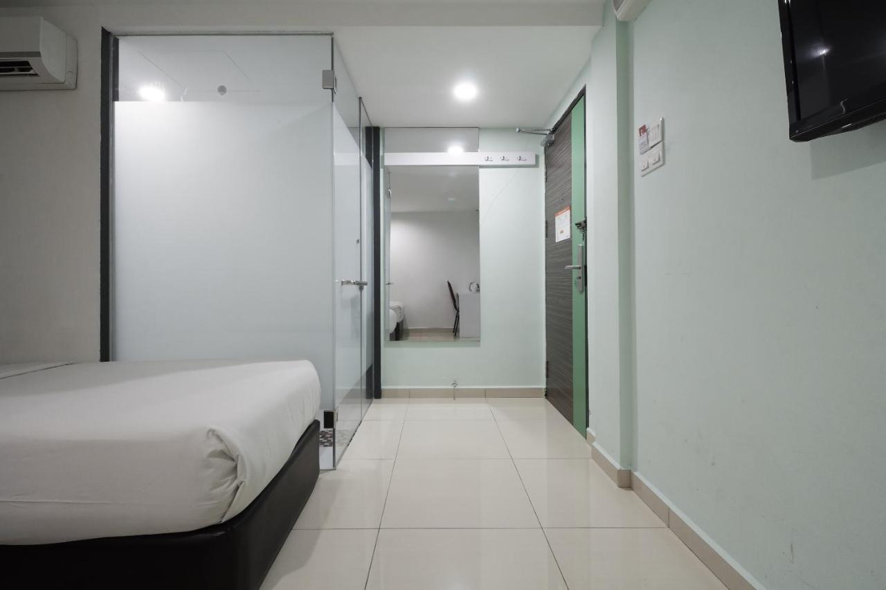 Oyo 133 My Signature Hotel Little India Kuala Lumpur Exterior photo
